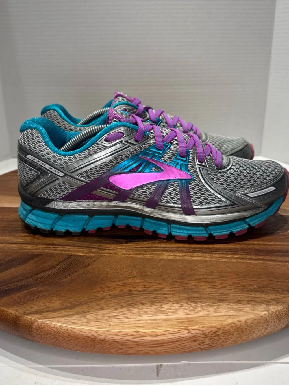 Brooks Women’s GTS 17 Running Shoes Silver Purple Blue Size 9